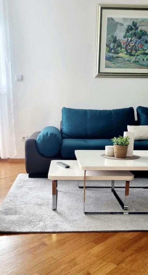 Apartman Via Casa Appartement Vinkovci Buitenkant foto